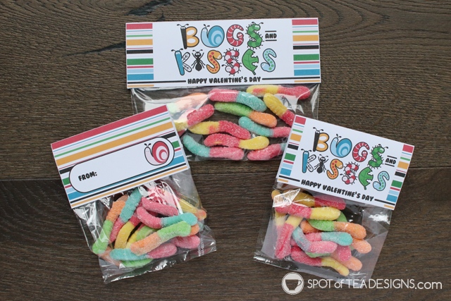 Printable classroom valentines - Bugs and Kisses bag toppers available in two sizes | spotofteadesigns.com