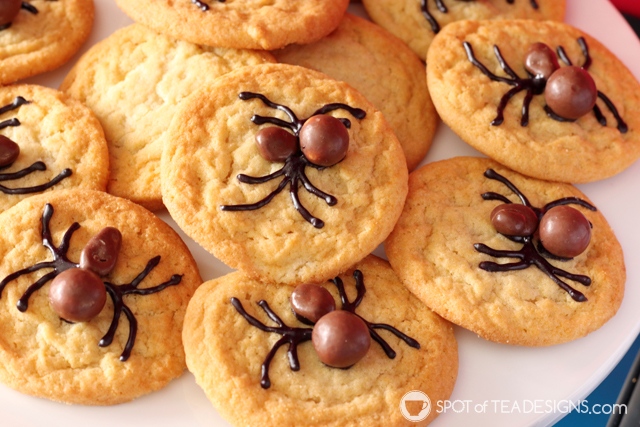5+ budget friendly spider-man party hacks - semi homemade spider cookies | spotofteadesigns.com