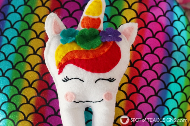 Unicorn Tooth Fairy Pillow with free printable template | spotofteadesigns.com