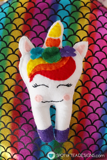 Unicorn Tooth Fairy Pillow with free printable template | spotofteadesigns.com