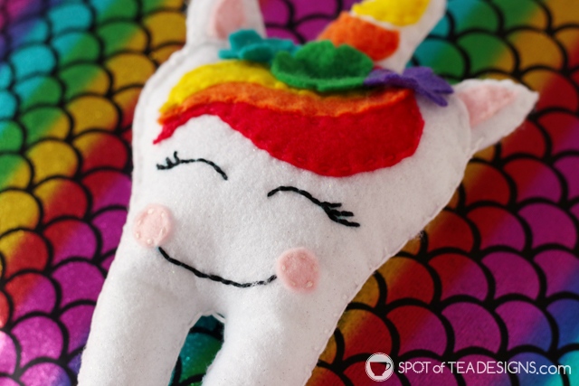 Unicorn Tooth Fairy Pillow with free printable template | spotofteadesigns.com