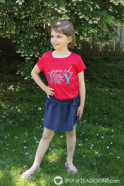 DIY T-shirt - free "spark joy" SVG cut file for the perfect Memorial Day or Fourth of July t-shirt! | spotofteadesigns.com