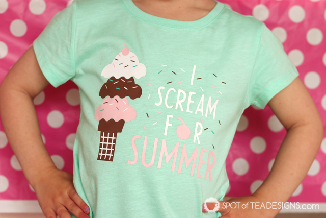 "I scream for summer" ice cream themed DIY tshirt with a free SVG cut file to download | spotofteadesigns.com